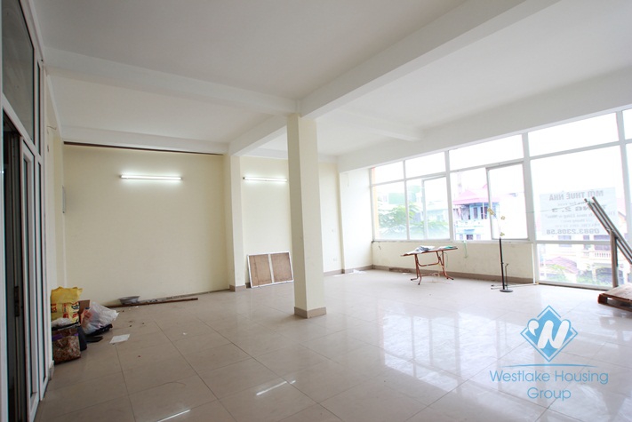 Office for rent in Au Co Street, Tay Ho, Ha Noi